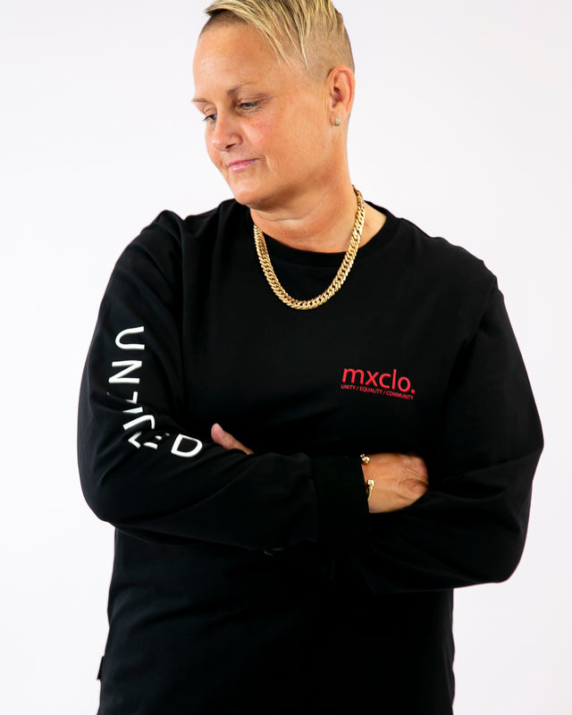 Black Logo Signature Long Sleeve T-shirt – Meks