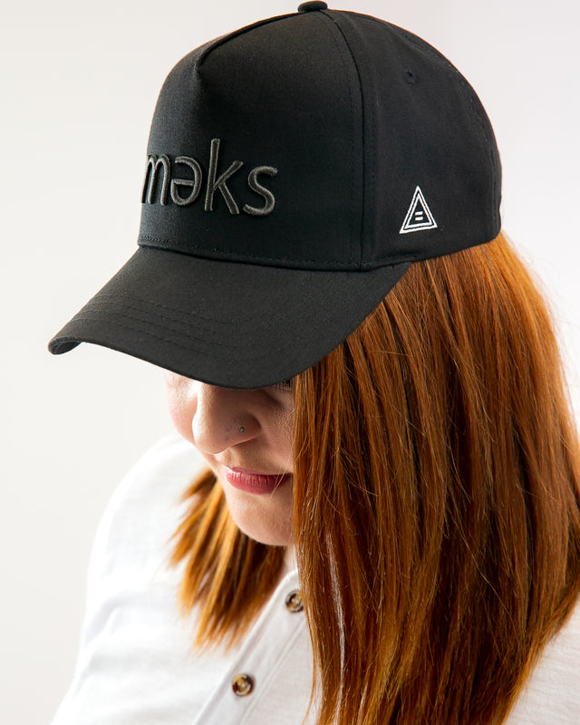 Black Logo Cap – Meks